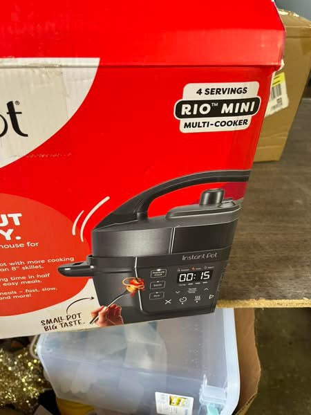 Instant Pot 4qt Rio Mini Electric Pressure Cooker