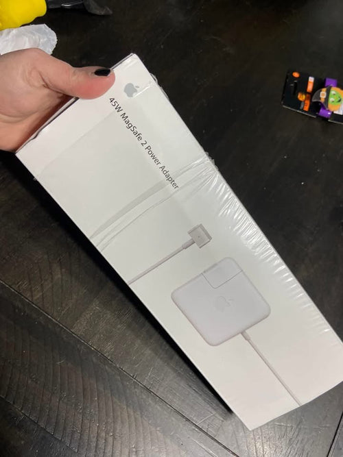 Apple 45w MagSafe 2 Power Adapter (for Mac Book Air)