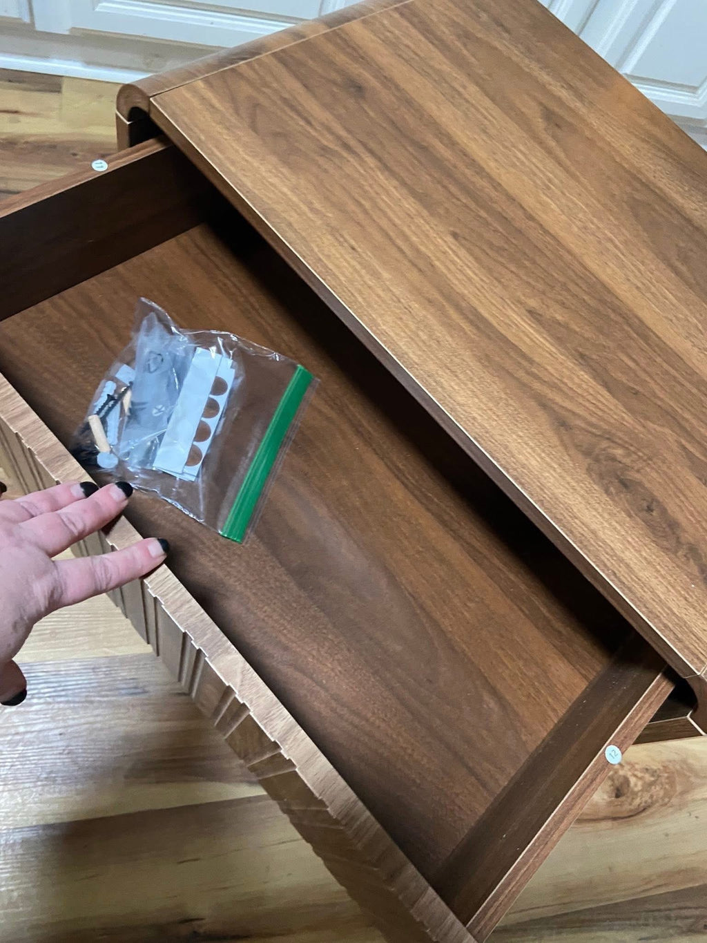 Geordy 2-Drawer Dresser, 23.6"Fluted Nightstand