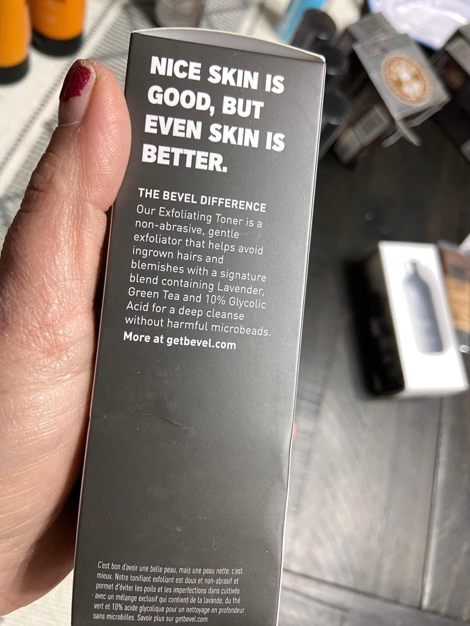 Mens Bevel Face Exfoliating Liquid Toner