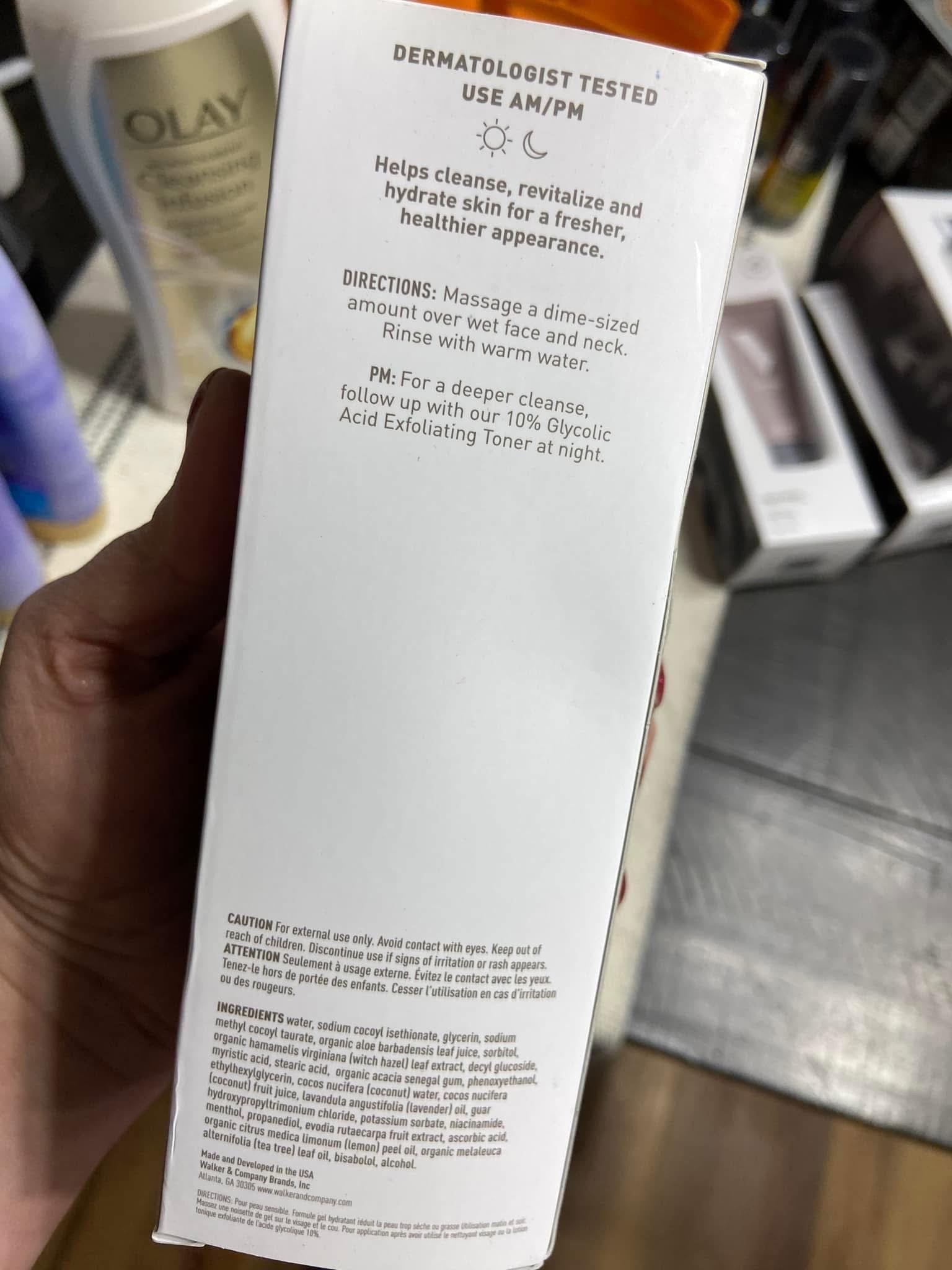 Mens Bevel Revitalizing Face Wash