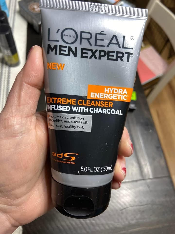L'Oréal Paris Men's Expert Hydra Energetic Charcoal Cream Cleanser