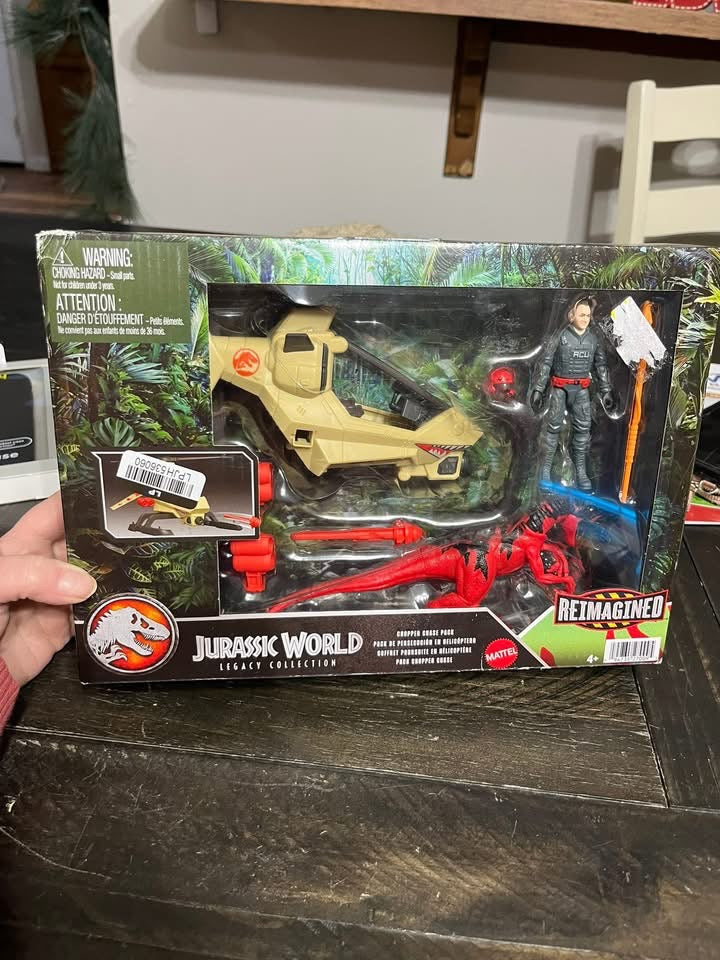 Jurassic World Legacy Collection Chopper Chase Pack