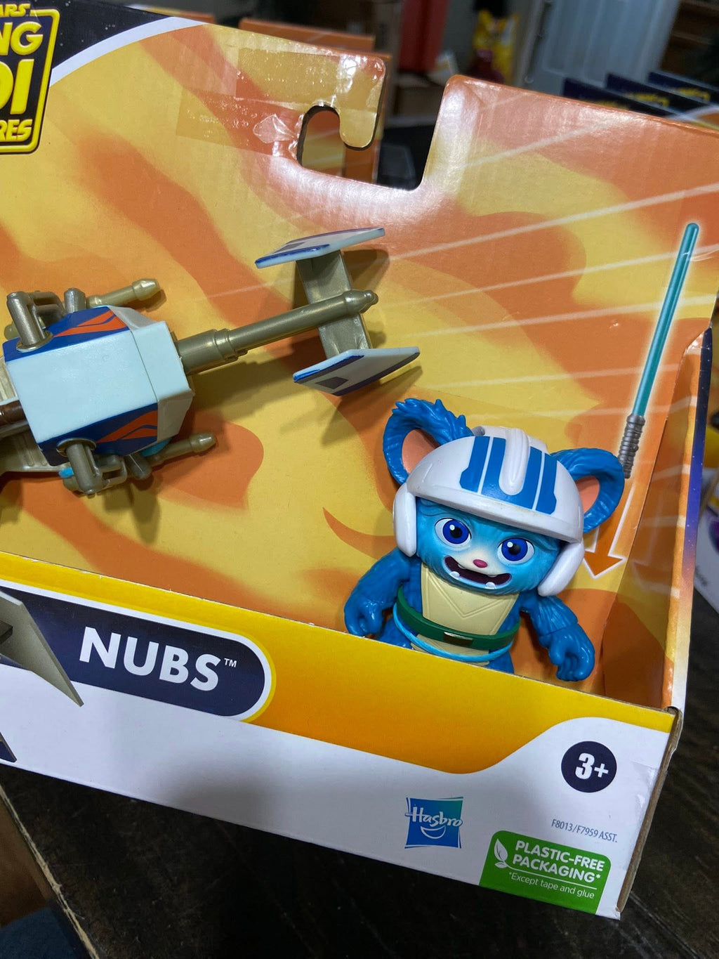 Star Wars Young Jedi Nubs Figure & Speeder Bike