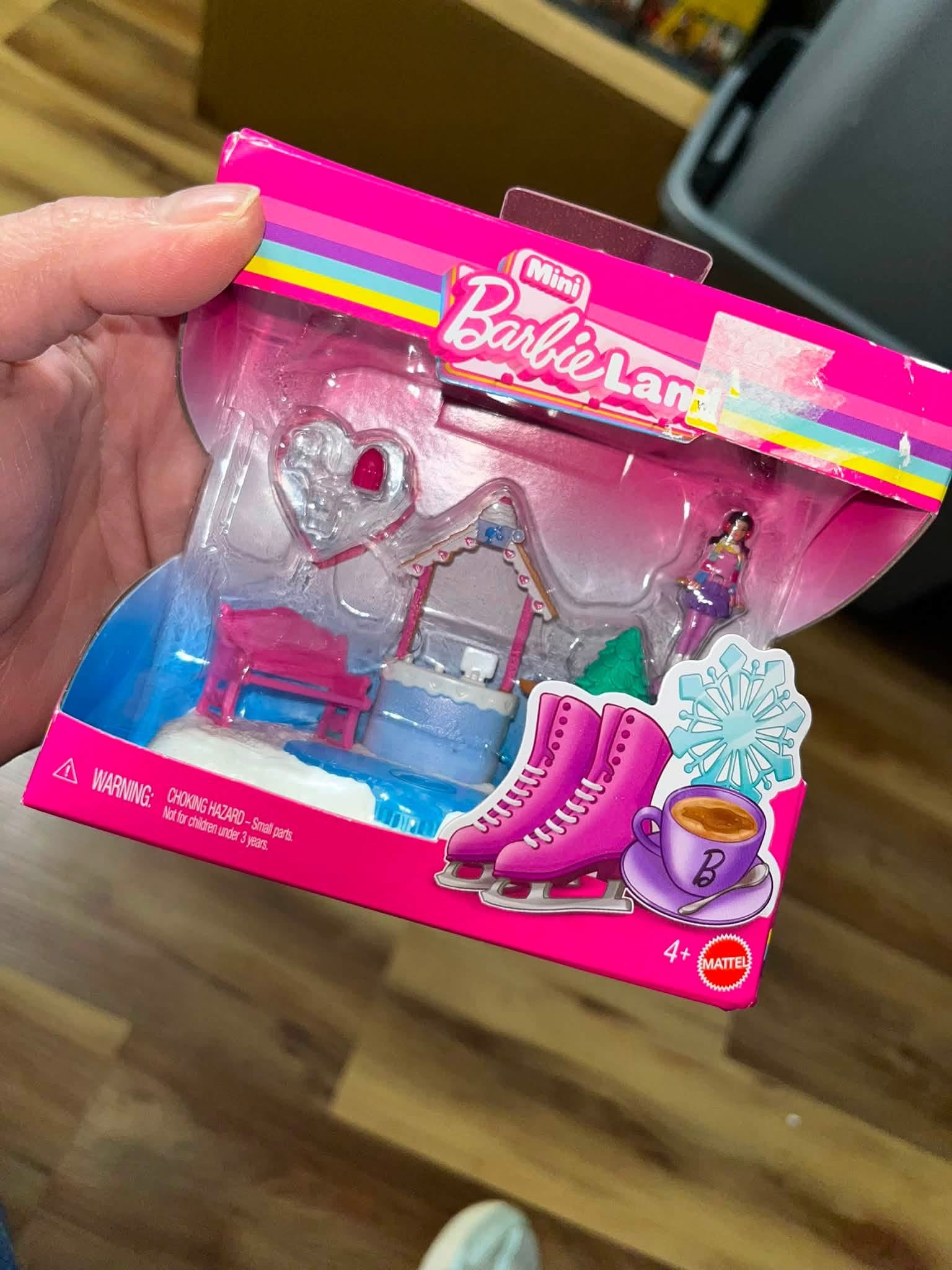 Mini Barbie Land Playset