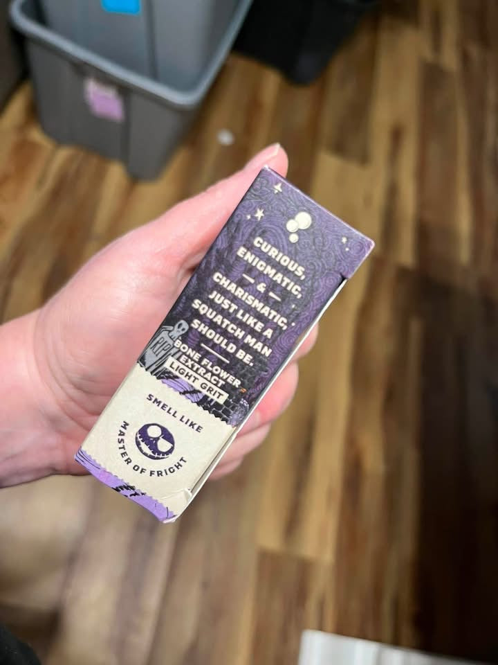 Dr Squatch Mens Natural Soap - Skellington’s Suds
