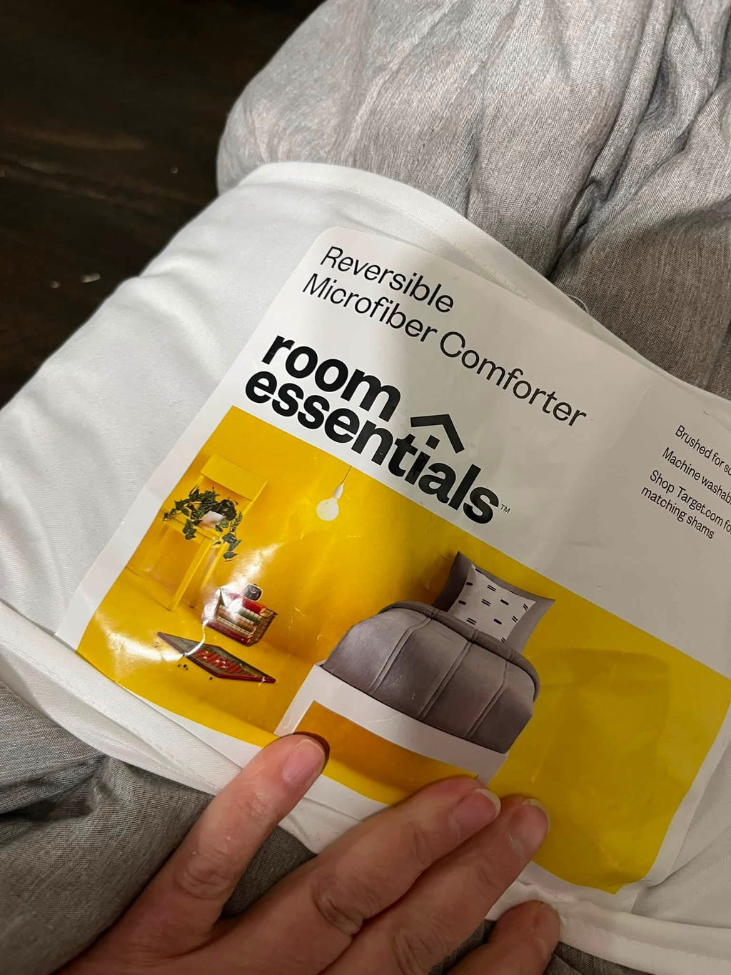 T/TXL Reversible Comforter