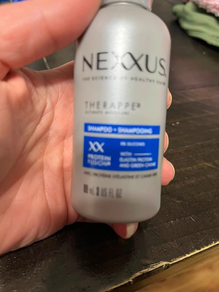 Nexxus Therappe Ultimate Moisturw Shampoo - 3 oz