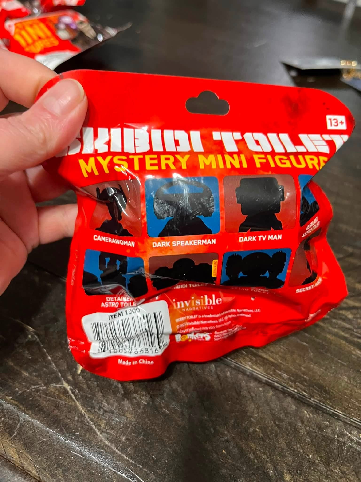 Skibidi Toilet Series 2 Mystery Mini Figure blind bag